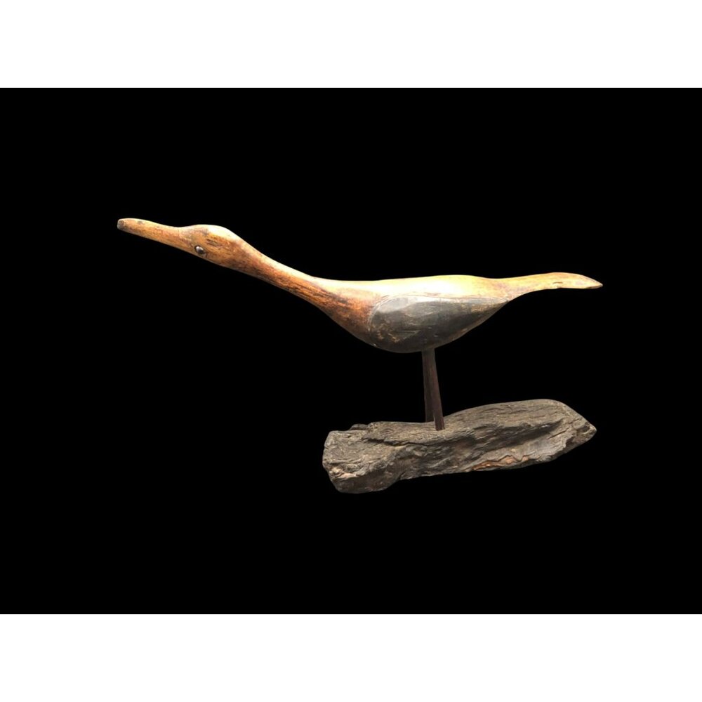 Hand-Carved Wooden Shore Bird With Turned Head On Rustic Driftwood Base 14"x8.5" - Picture 4 of 6